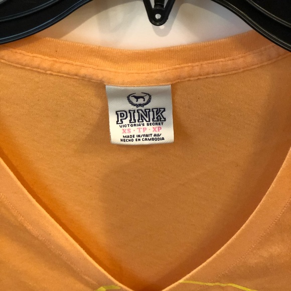 VSPink T-shirt - Picture 2 of 2